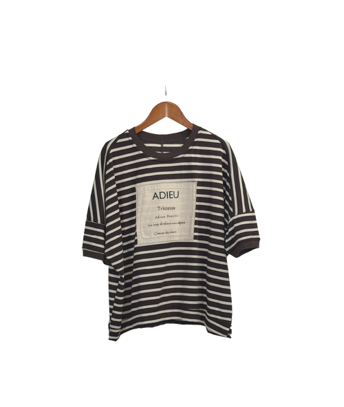 ロゴパッチTシャツ