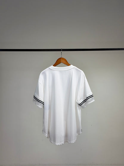 ラインアクセント ロゴTシャツ