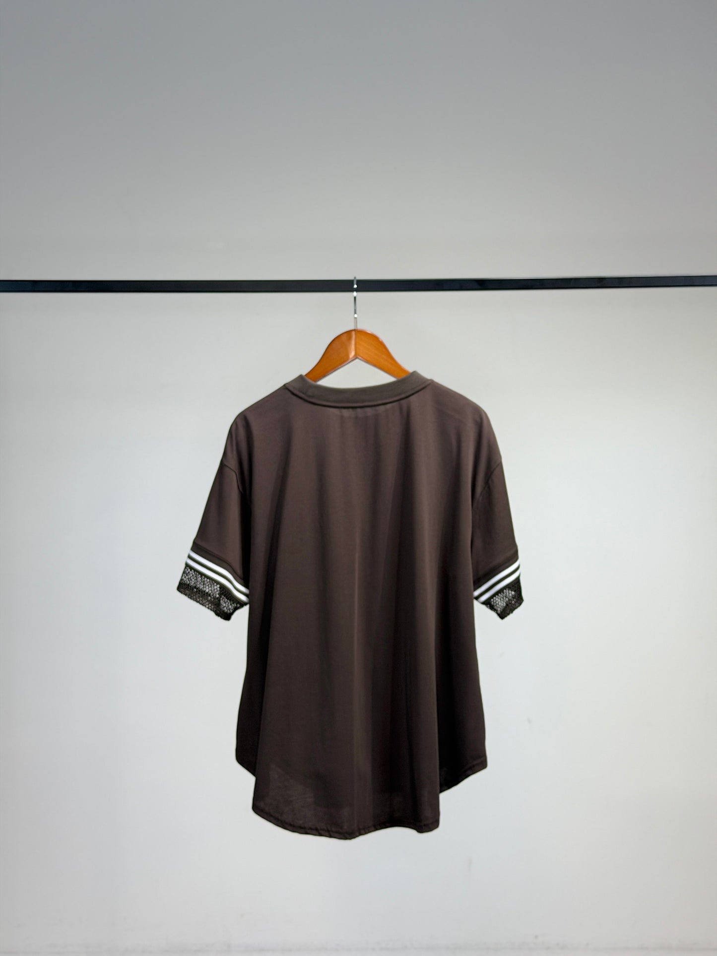 ラインアクセント ロゴTシャツ