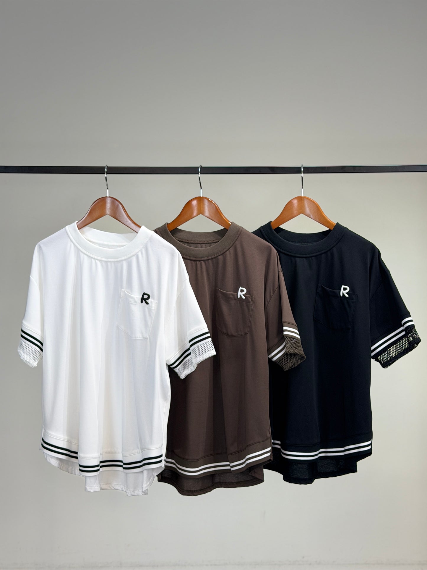 ラインアクセント ロゴTシャツ