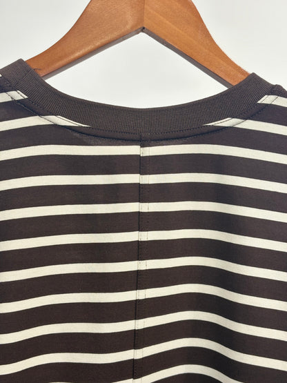 ロゴパッチTシャツ
