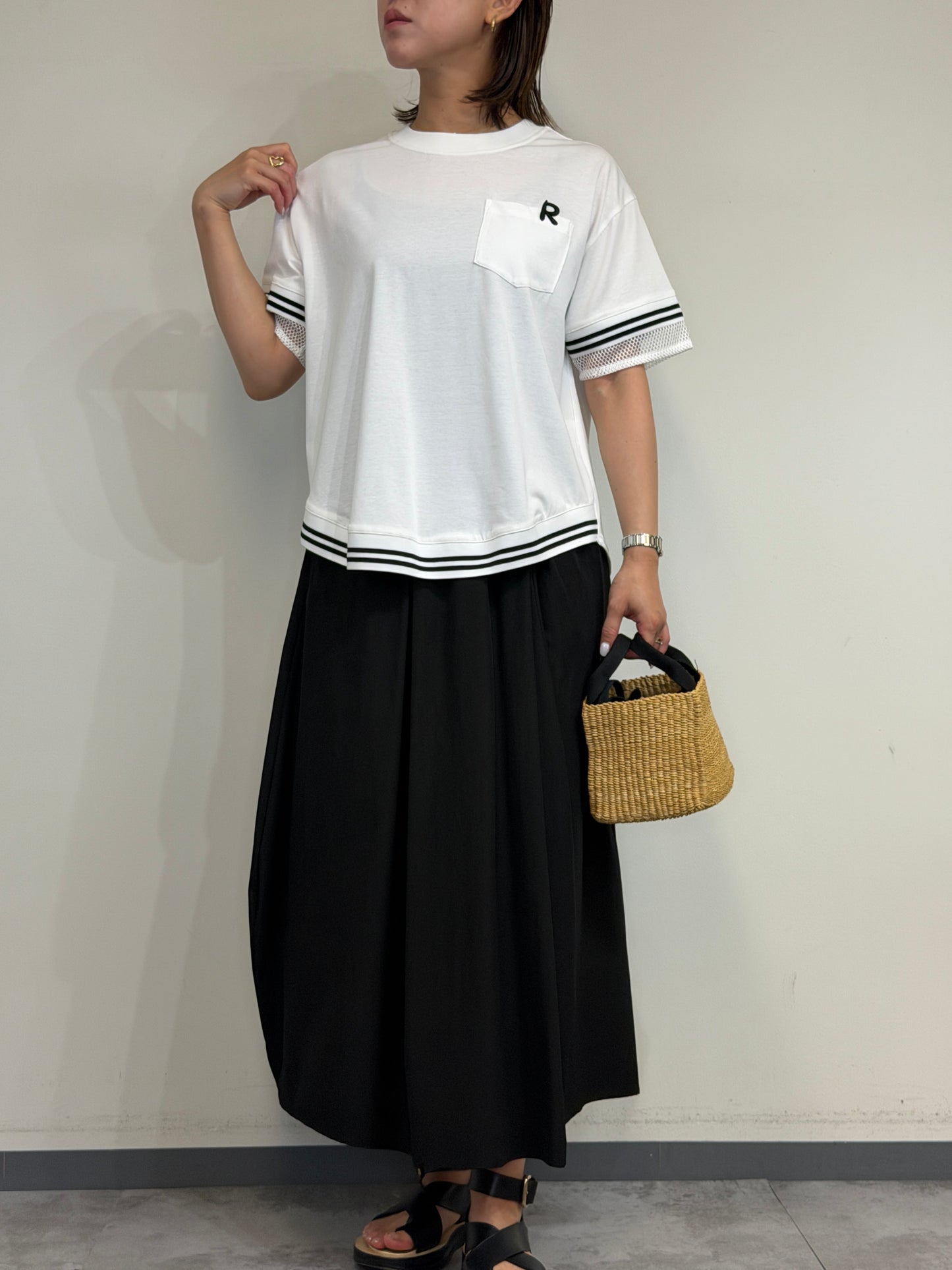ラインアクセント ロゴTシャツ